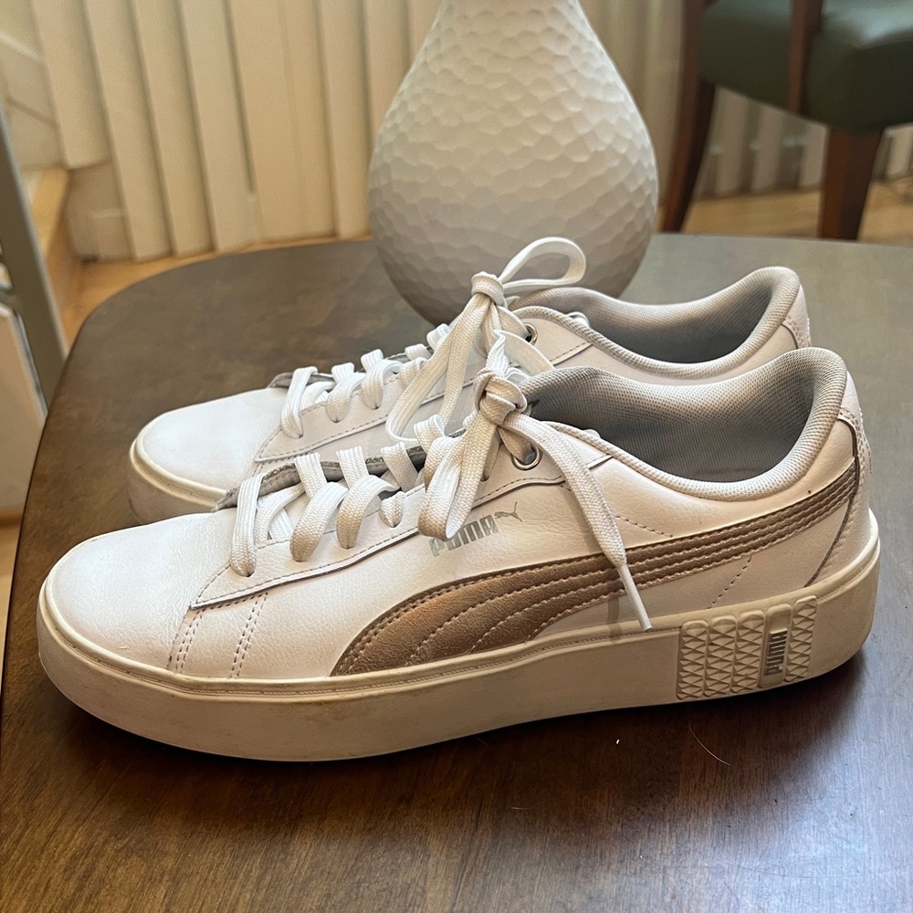 Puma Smash V3 Tennis Shoes Sz 10